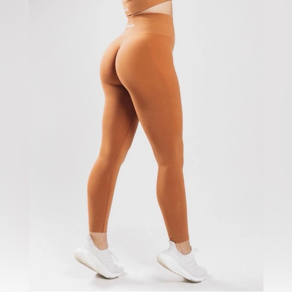 Alphalete Amplify Seamless Scrunch Leggings Orange Saddle Mandarin Clay Size S